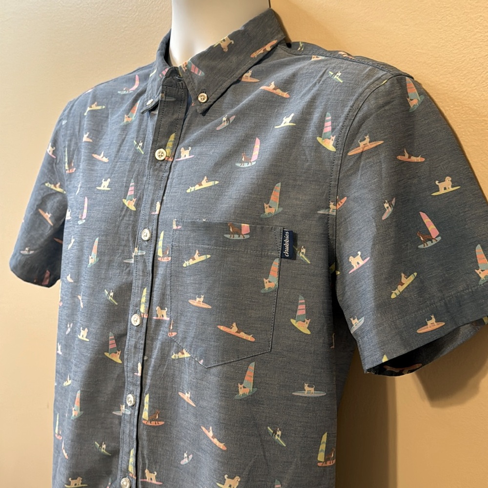 Chubbies Short Sleeve Button Down Size Small - image 6